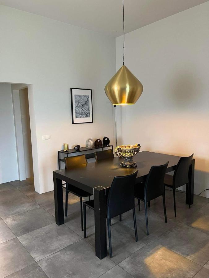 Modern Fully Equipped 2 Bedroom Apartment. Njarthvik Eksteriør bilde